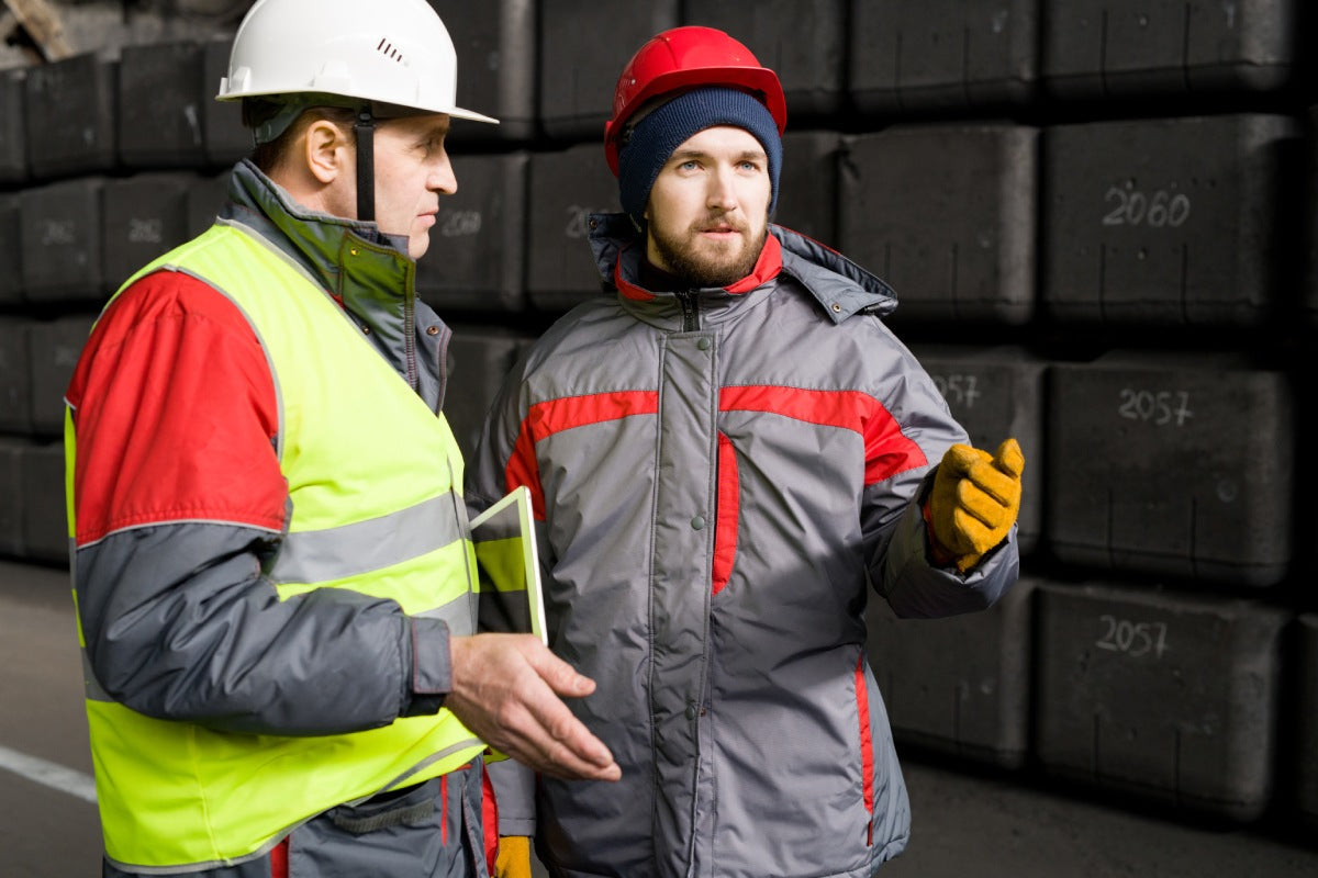 The Perfect Workwear for Outdoor Jobs in Unpredictable Weather